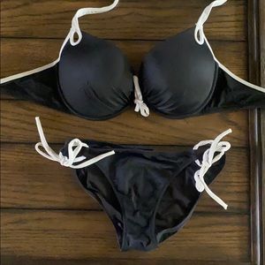 Victoria’s Secret black and white bikini set